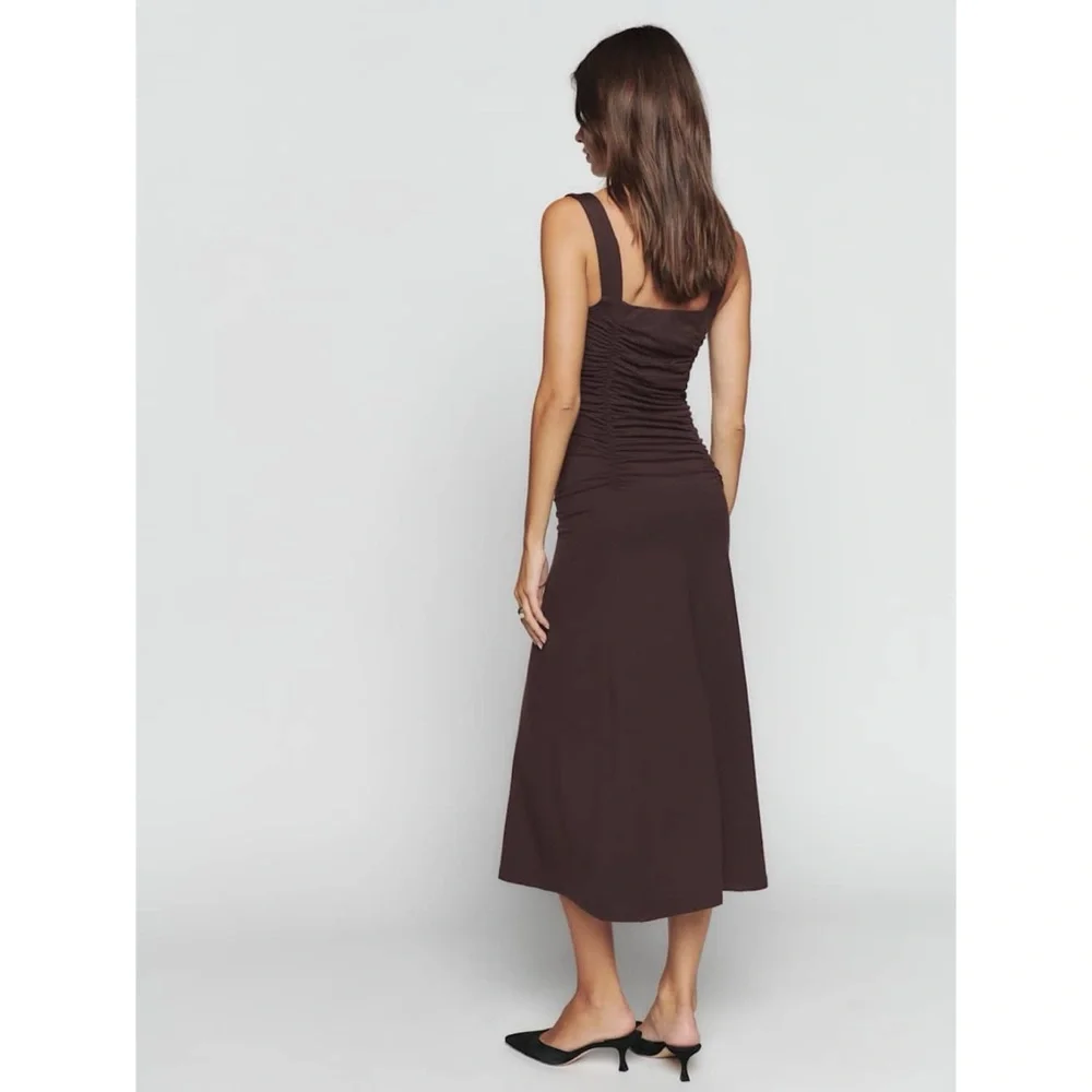 Reformation Suvi Knit Sweetheart Neckline Ruched Stretch Jersey Brown Midi Dress - Picture 11 of 13